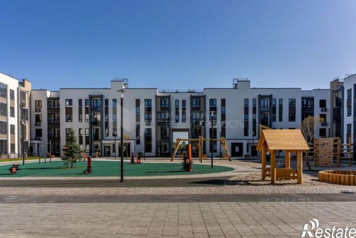 3-комн квартира ул Сергея Свиридова, 11,  д. 11