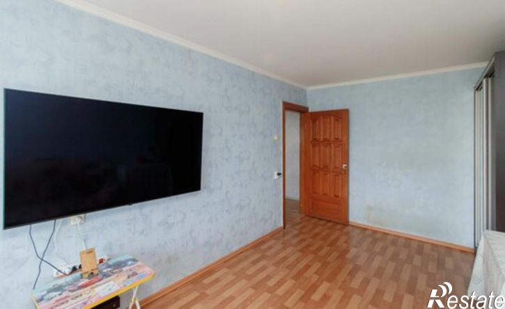 3-комн квартира ул Моторостроителей, 10,  д. 10