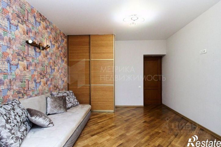 3-комн квартира ул Циолковского, 9,  д. 9