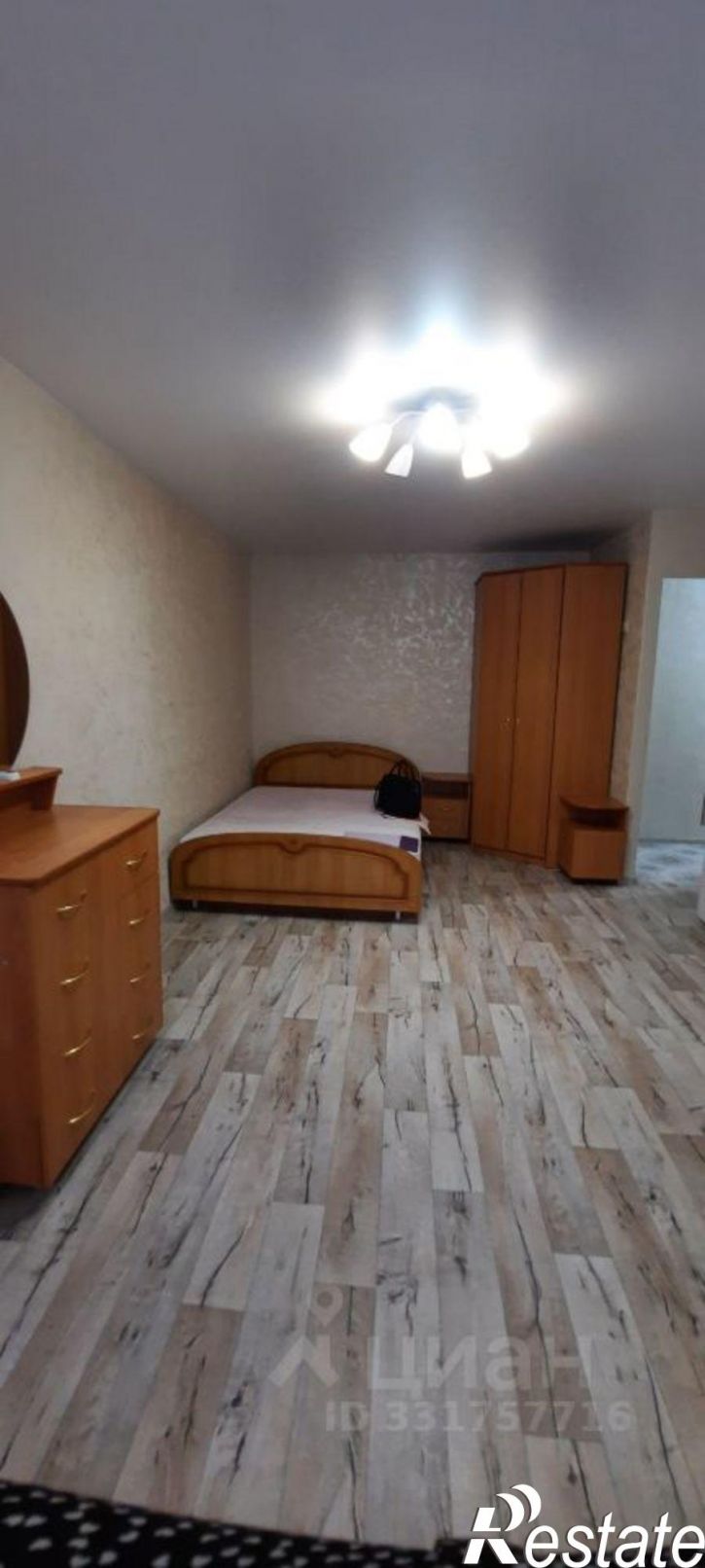 1-комн квартира ул Бирюзова, 10,  д. 10