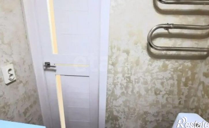 1-комн квартира ул Бирюзова, 10,  д. 10