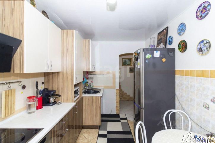 3-комн квартира ул Николая Чаплина, 121,  д. 121