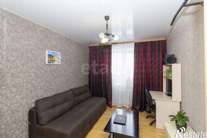 3-комн квартира ул Николая Чаплина, 121,  д. 121