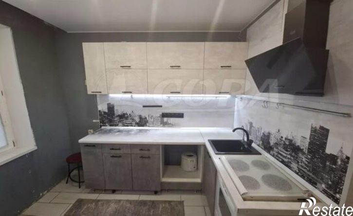 2-комн квартира ул Камчатская, 1,  д. 1