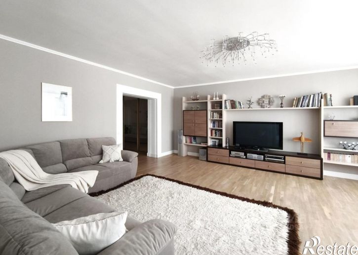 4-комн квартира ул 8 Марта, 2,  д. 2