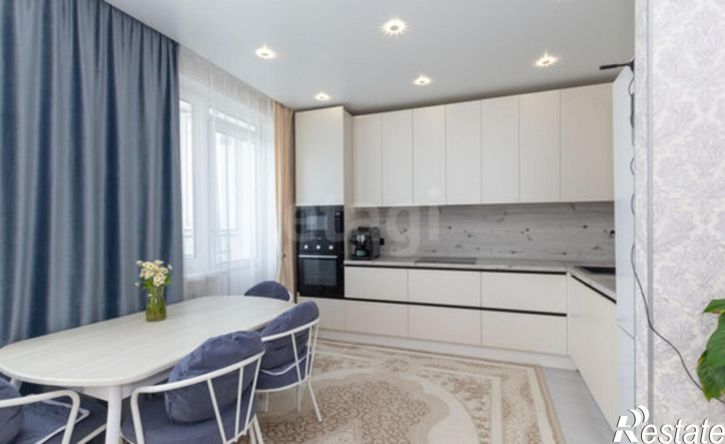 3-комн квартира ул Героев космоса, 23,  д. 23