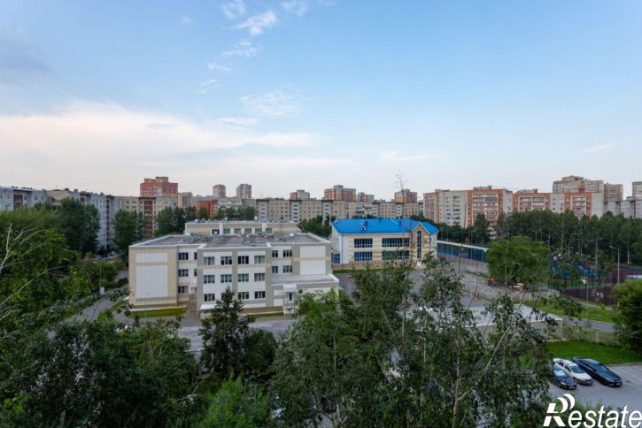 3-комн квартира ул Газовиков, 3,  д. 3