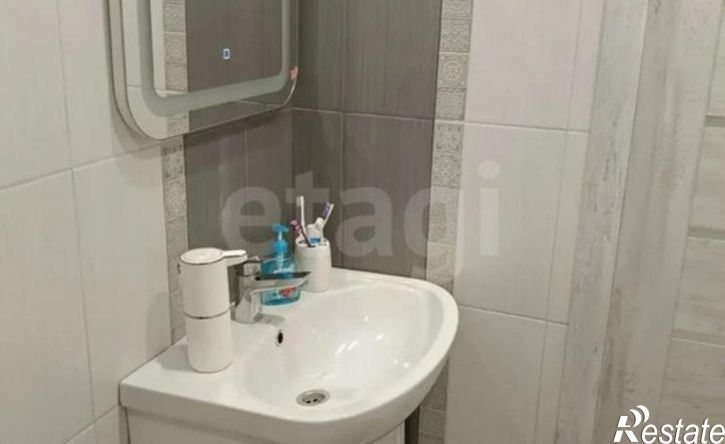 2-комн квартира ул Мельникайте, 144а,  д. 144а
