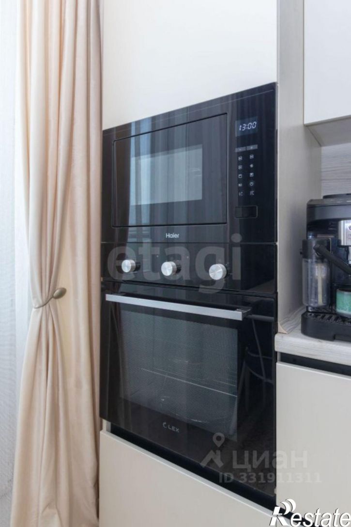 3-комн квартира ул Героев космоса, 23,  д. 23
