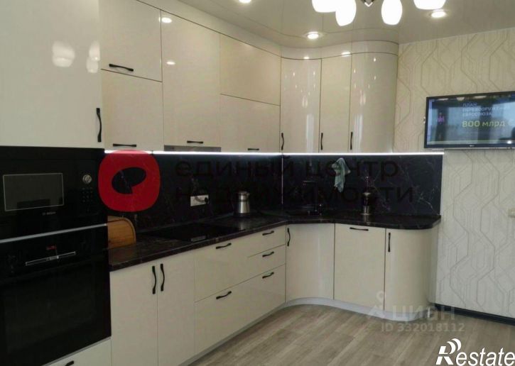 3-комн квартира ул Федюнинского, 60,  д. 60