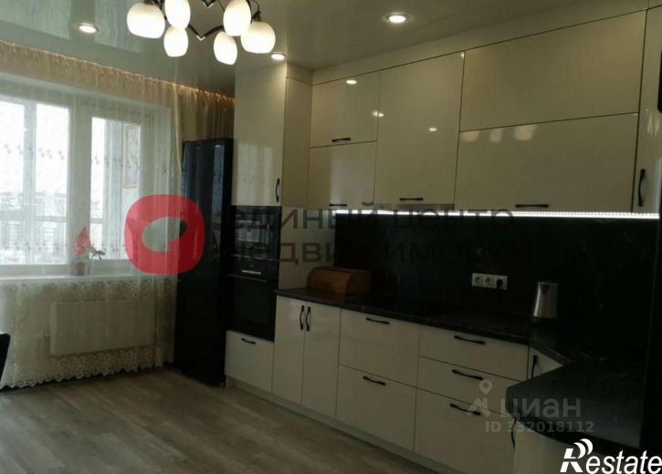 3-комн квартира ул Федюнинского, 60,  д. 60