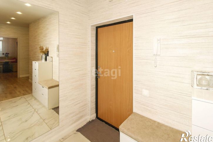 3-комн квартира ул Таврическая, 9 2,  д. 9 2,  к. 2