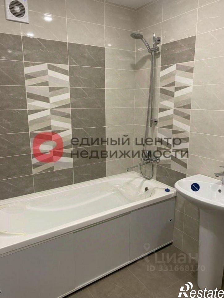 2-комн квартира ул Бирюзова, 6б,  д. 6б