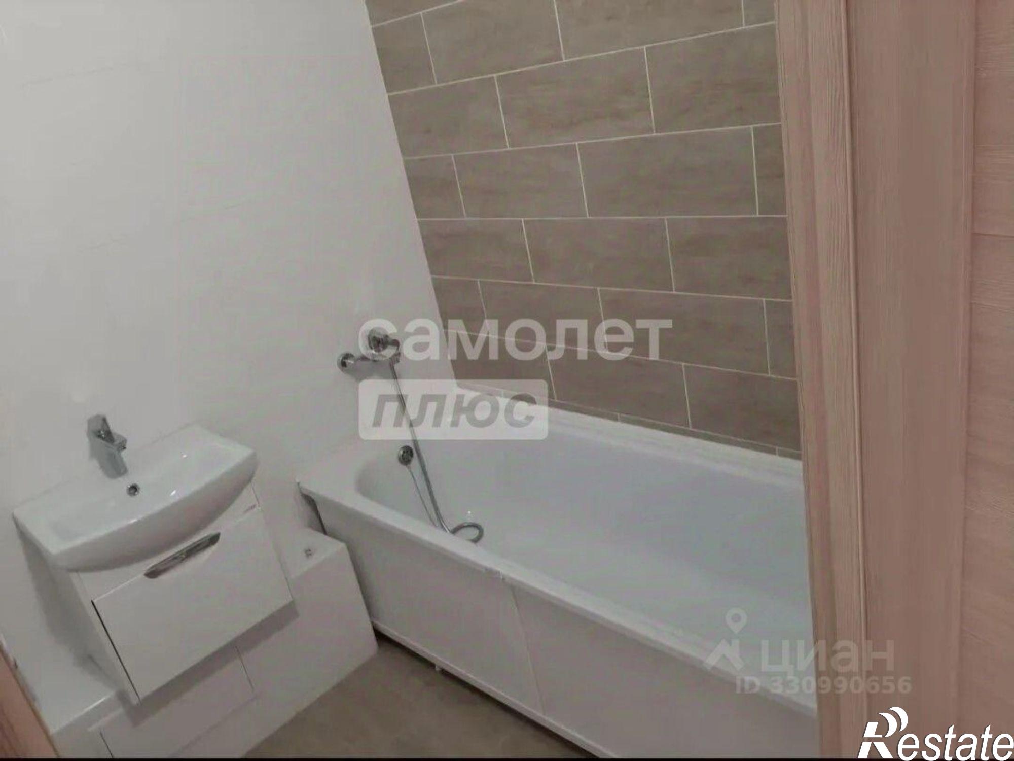 Купить квартиру за 8 750 000 рублей на ул Владимира Бахарева, 3 1