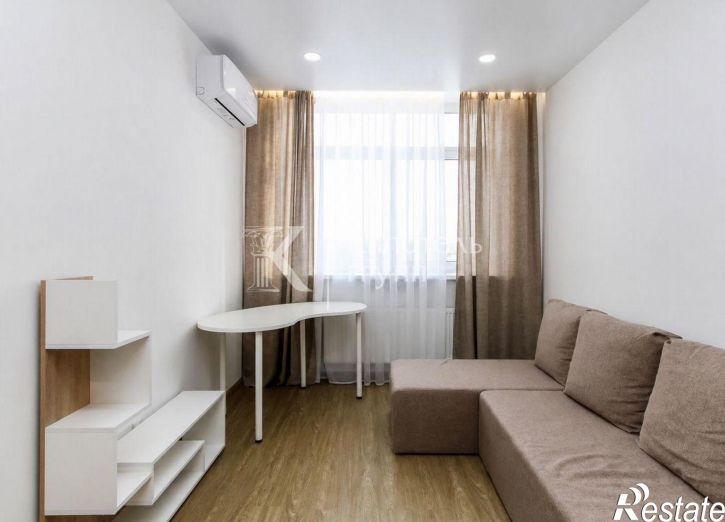 3-комн квартира улица Газовиков, 73к4