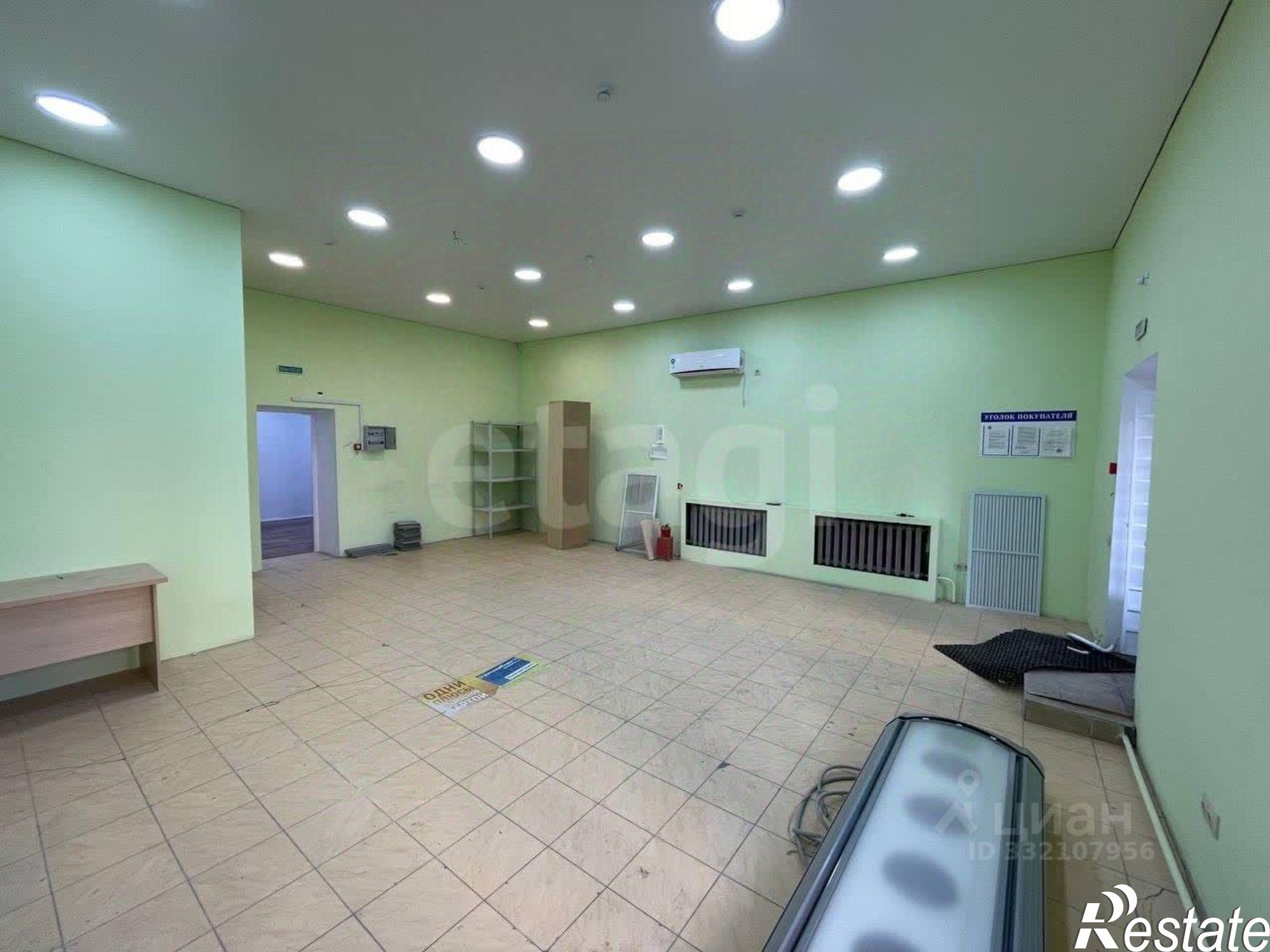 Купить торговое помещение за 9 937 920 рублей на ул Московский тракт, 85 1