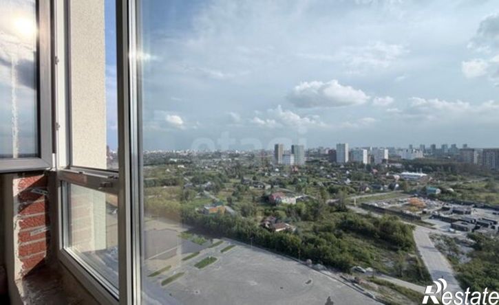 3-комн квартира Краснооктябрьская улица, 4