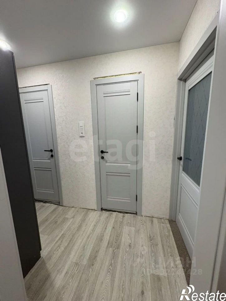 3-комн квартира ул Домостроителей, 18,  д. 18