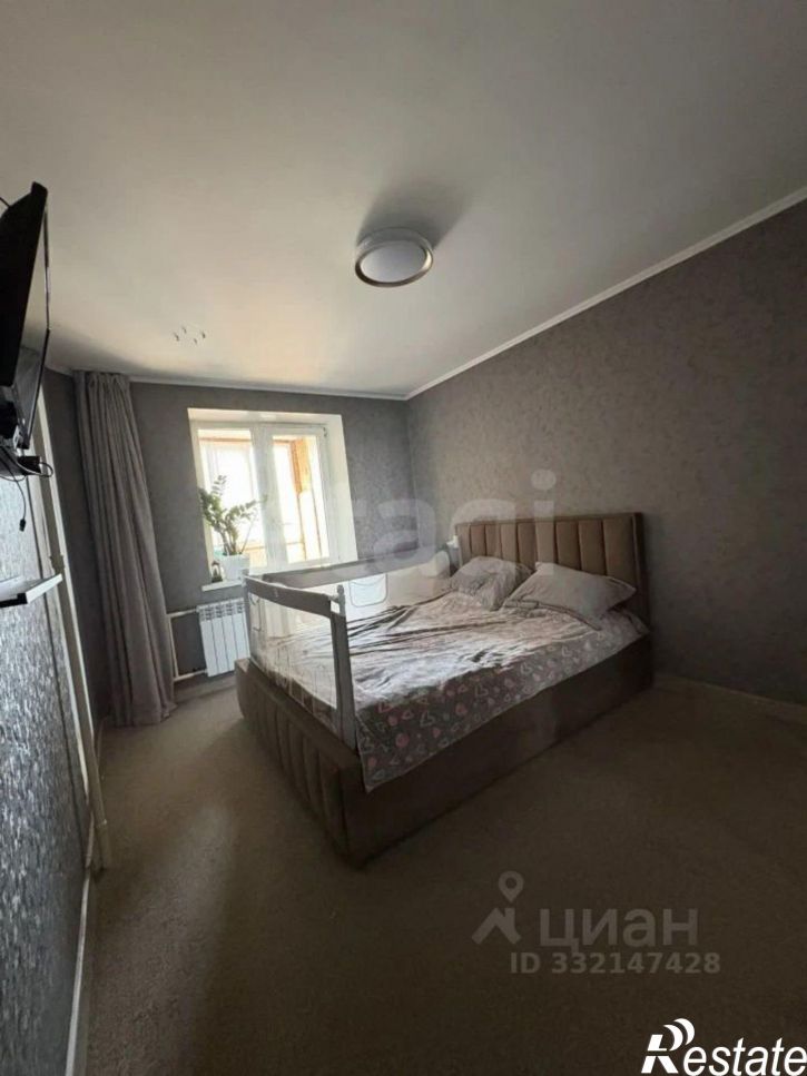 3-комн квартира ул Домостроителей, 18,  д. 18