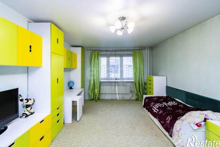 3-комн квартира ул Елизарова, 12,  д. 12