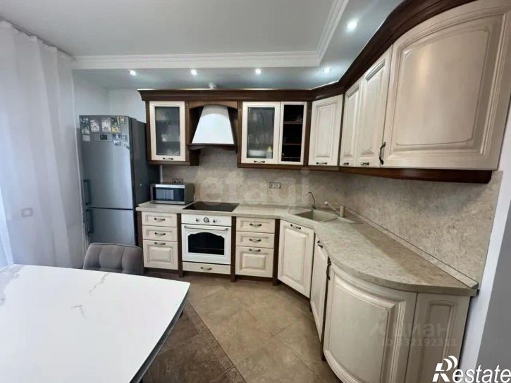 3-комн квартира ул Газовиков, 61,  д. 61