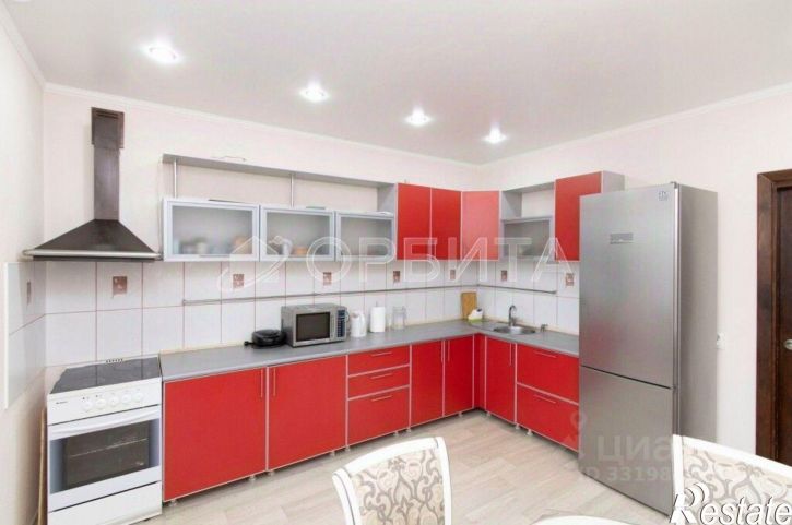 3-комн квартира Тюмень, ул. Первомайская
