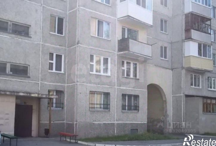 3-комн квартира ул Камчатская, 2,  д. 2
