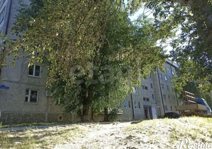 3-комн квартира ул Камчатская, 2,  д. 2