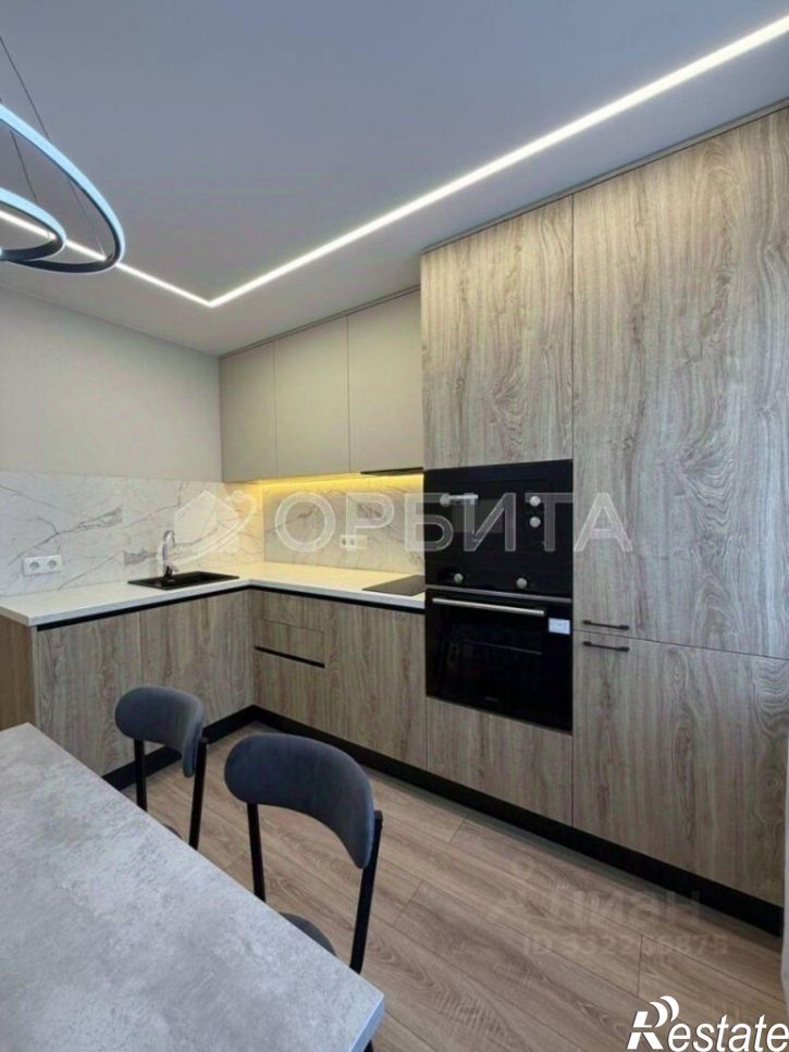 3-комн квартира ул Александра Логунова, 20,  д. 20