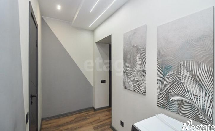3-комн квартира ул Малиновского, 8,  д. 8