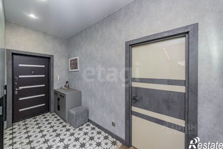 4-комн квартира ул Николая Семенова, 19,  д. 19