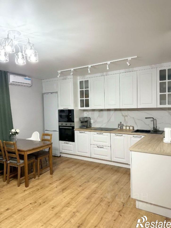 3-комн квартира ул Кремлевская, 102,  д. 102