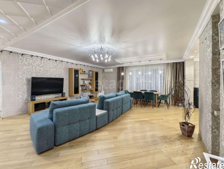 3-комн квартира ул Максима Горького, 68 3,  д. 68 3,  к. 3