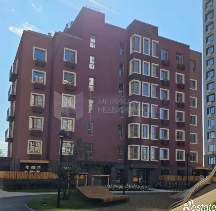 3-комн квартира ул Эльвиры Федоровой, 3,  д. 3