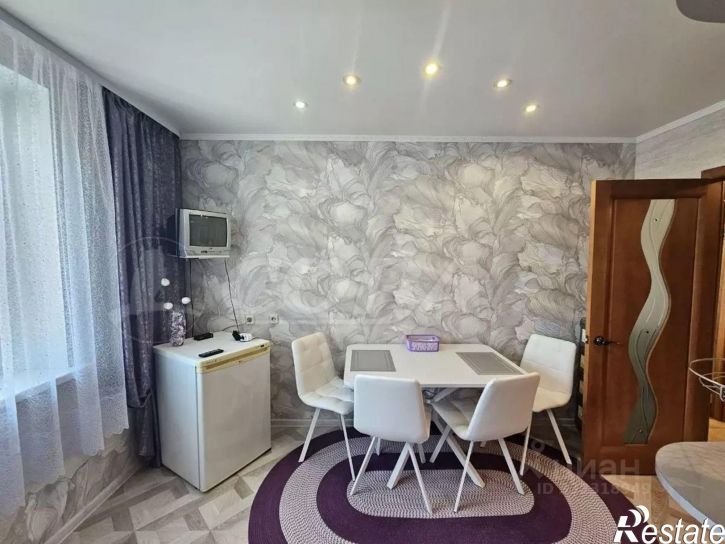 3-комн квартира ул Домостроителей, 26,  д. 26