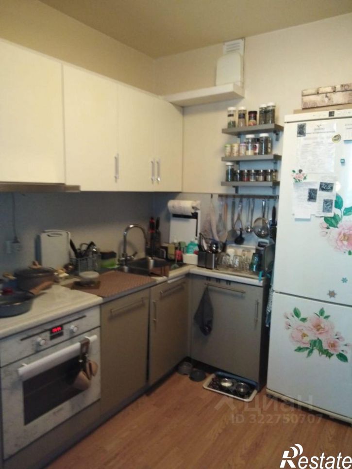 Комната ул Николая Зелинского, 19,  д. 19