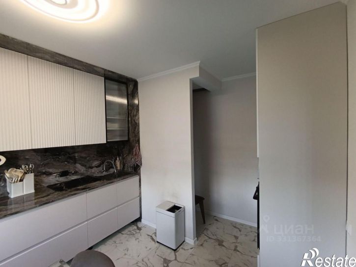 5-комн квартира ул Домостроителей, 18,  д. 18