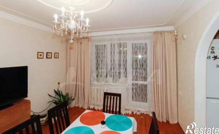 4-комн квартира ул Болотникова, 11,  д. 11