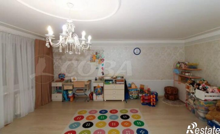 4-комн квартира ул Болотникова, 11,  д. 11