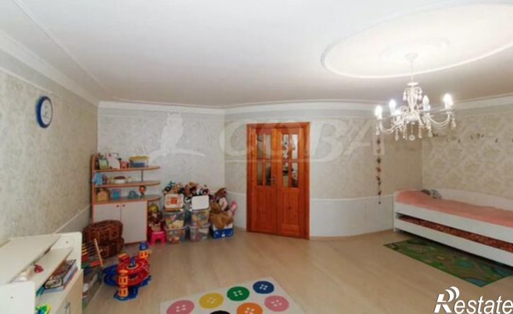 4-комн квартира ул Болотникова, 11,  д. 11