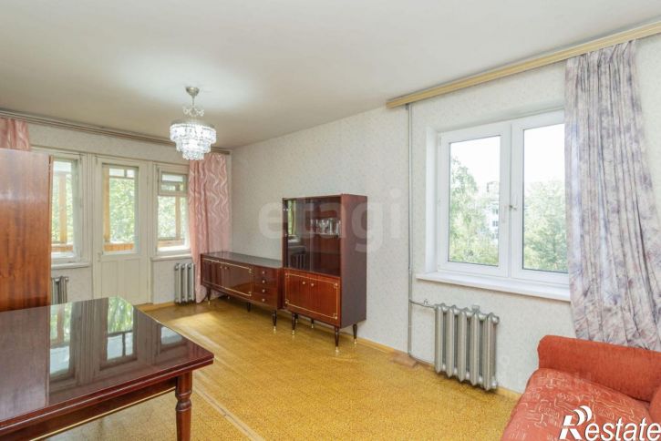 2-комн квартира ул Парфенова, 28,  д. 28