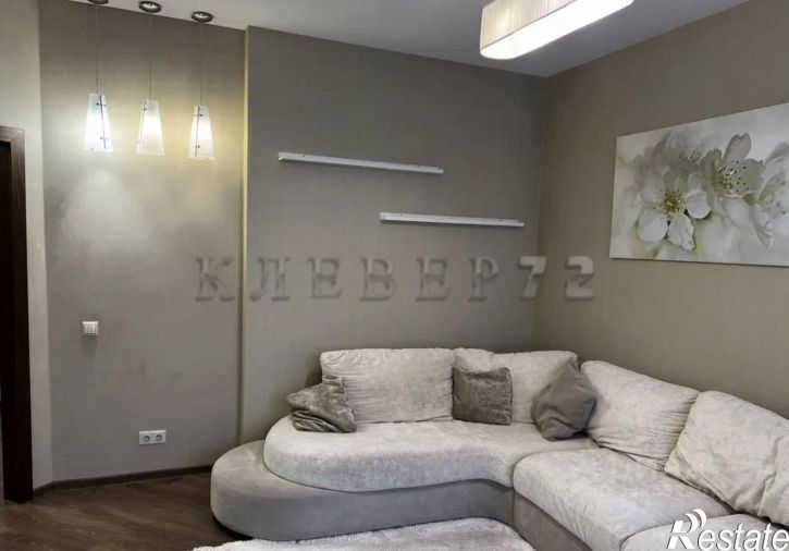 3-комн квартира ул Валерии Гнаровской, 12 1,  д. 12 1,  к. 1