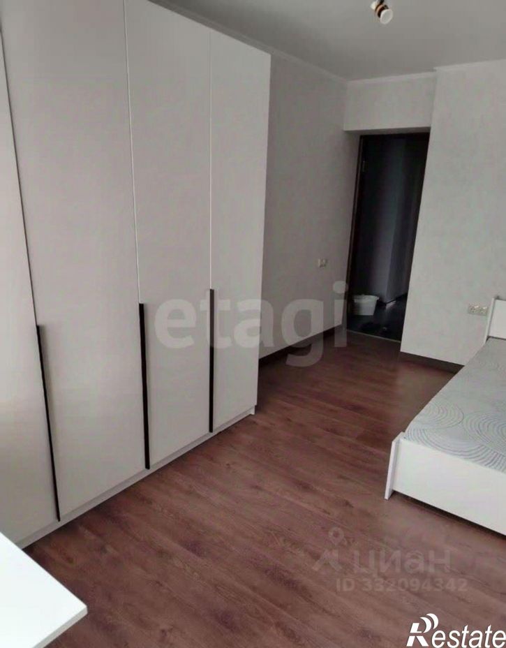 3-комн квартира ул Мельникайте, 46,  д. 46