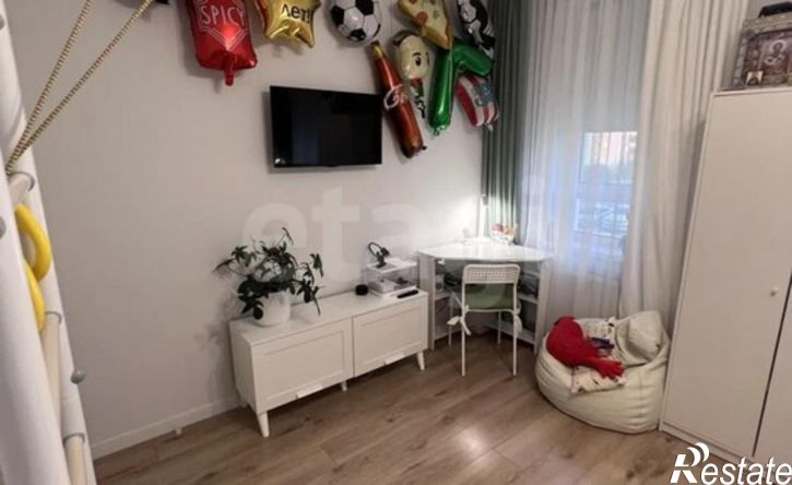 3-комн квартира ул Александра Протозанова, 8 1,  д. 8 1,  к. 1