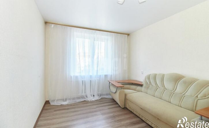 3-комн квартира ул Домостроителей, 10,  д. 10