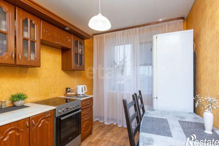 3-комн квартира ул Домостроителей, 18,  д. 18