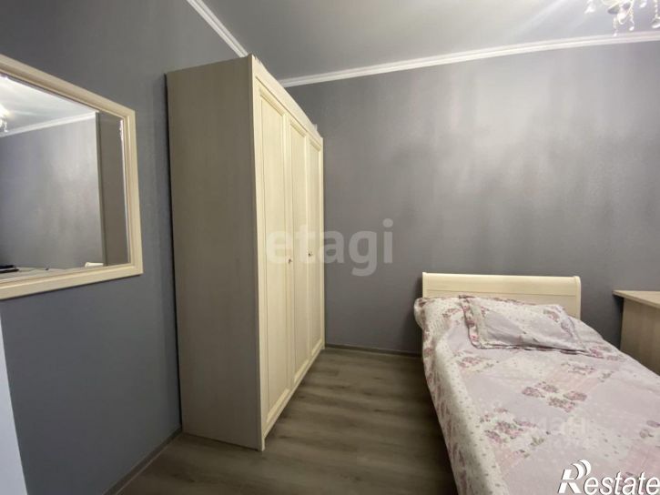 1-комн квартира ул Короленко, 12,  д. 12