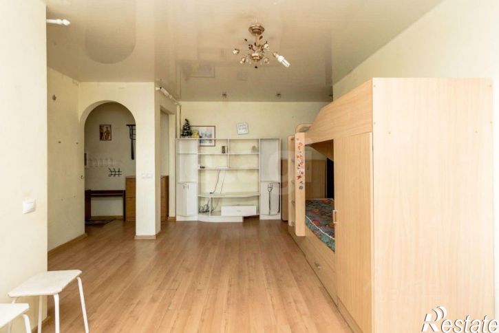 3-комн квартира ул Луначарского, 9,  д. 9
