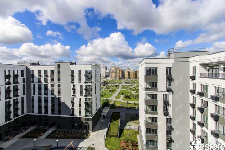 4-комн квартира ул Братьев Бондаревых, 1,  д. 1