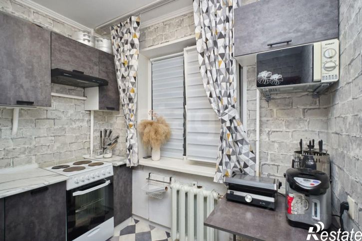 2-комн квартира ул Парфенова, 28,  д. 28